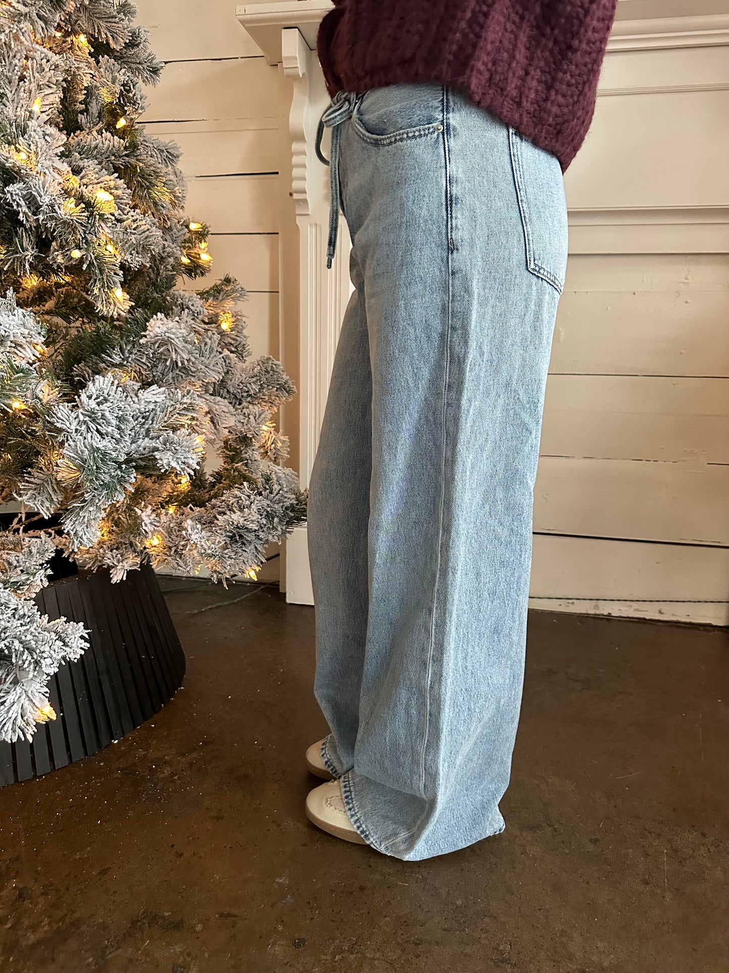 Sutton Wide Leg Jeans